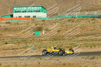media/Jun-01-2025-CalClub SCCA (Sun) [[eae223c5dd]]/Group 3/Qualifying/
